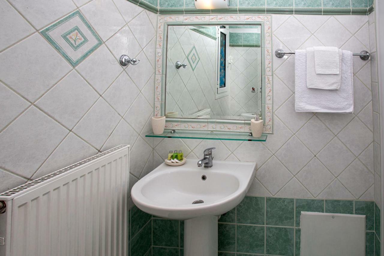 Antigone Apartments Argostoli المظهر الخارجي الصورة